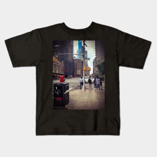 Tourists, Manhattan, New York City Kids T-Shirt